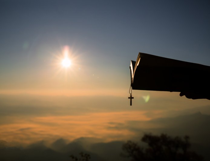 Faith in a Fast World: How Teens Are Rediscovering Christianity Today