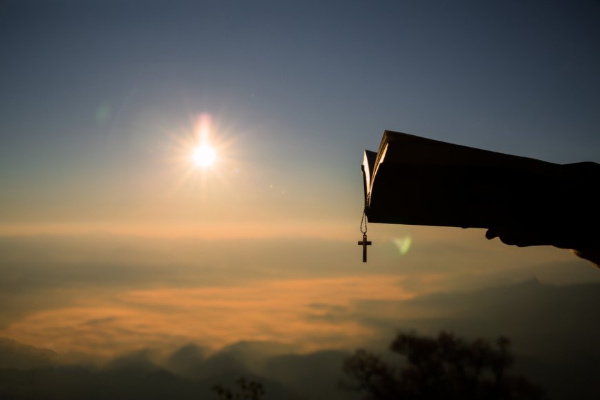 Faith in a Fast World: How Teens Are Rediscovering Christianity Today